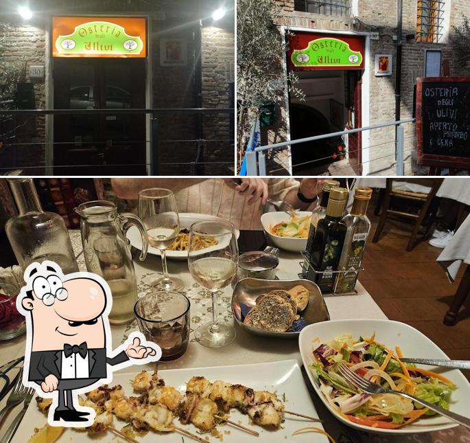 Dai un'occhiata agli interni di Osteria degli ulivi