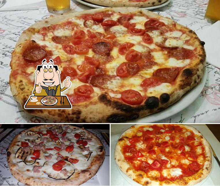 Scegli tra le molte varianti di pizza