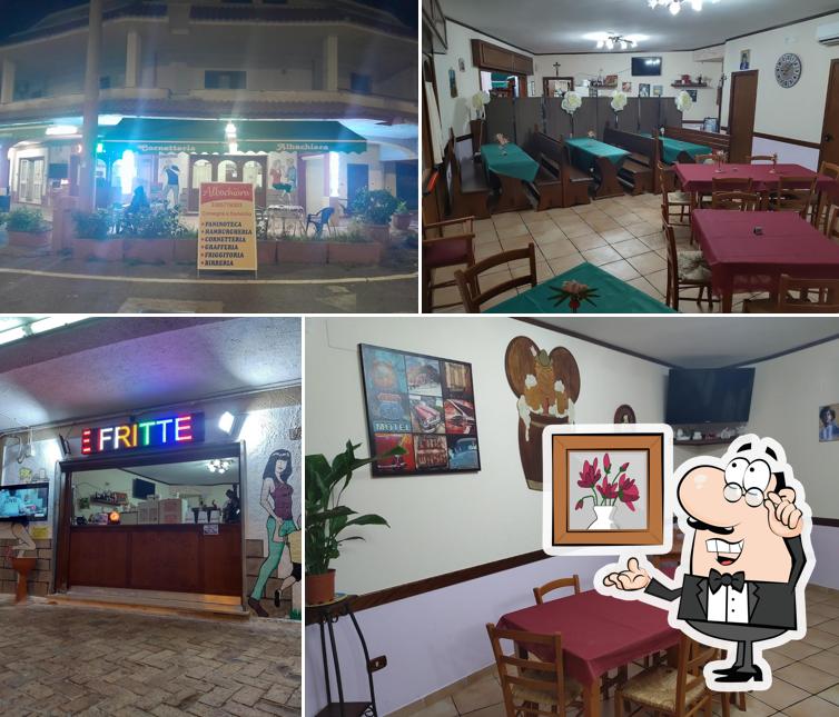 Gli interni di Paninoteca cornetteria pub albachiara castelvolturno ;sala interna consegne a domicilio,anche panini senza glutine