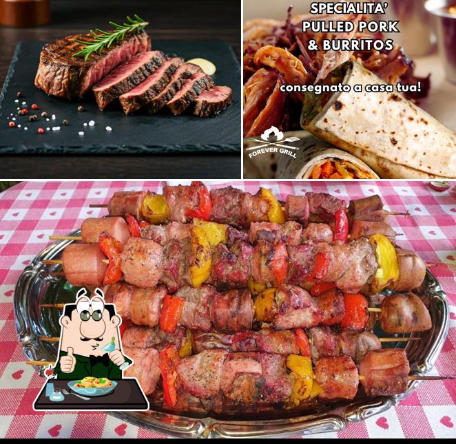 La foto della cibo e bevanda di FOREVER GRILL