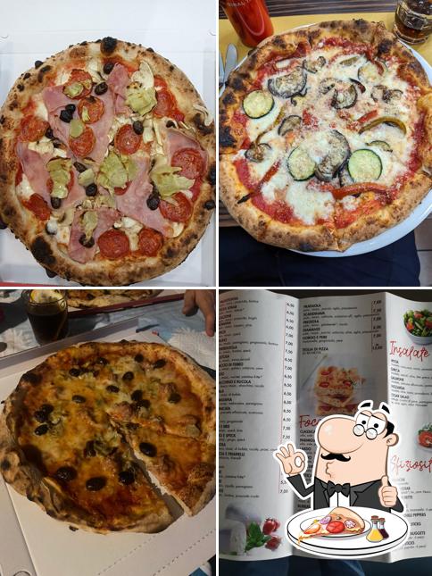 Scegli una pizza a Pizzeria Damasco