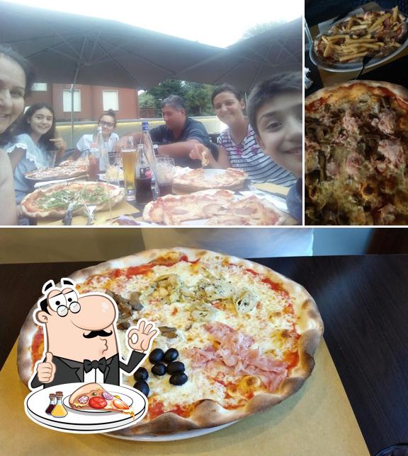 Prenditi tra le molte varianti di pizza