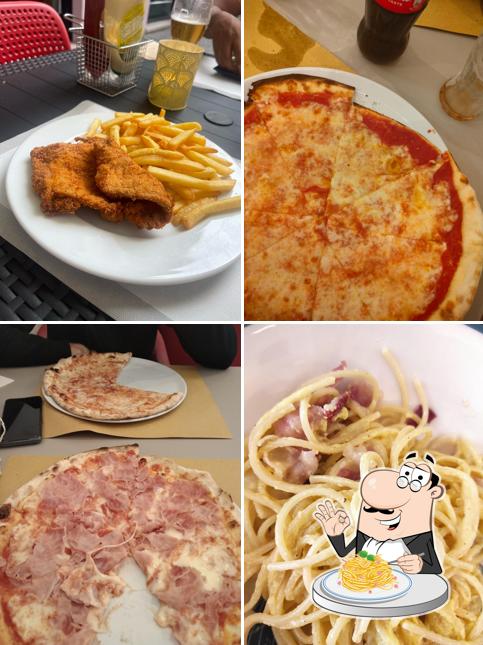 Spaghetti alla carbonara al Pizzeria All' Angolo