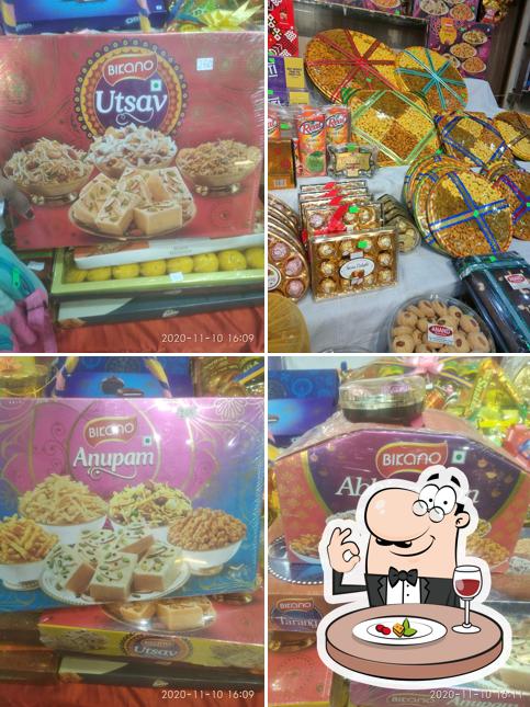 Meals at Anand Bakery
