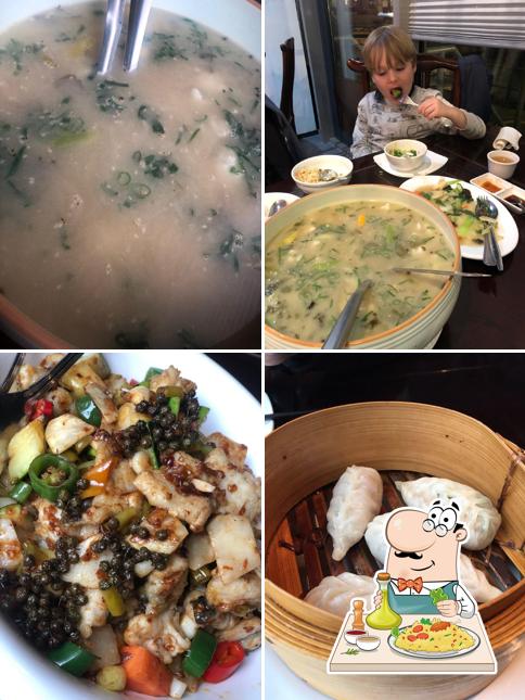Plats à Sansan Restaurant Sichuan Cuisine