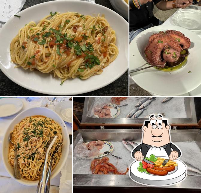 Cibo al Hosteria Red Moon
