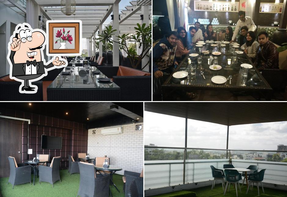 Check out how Air Bar looks inside