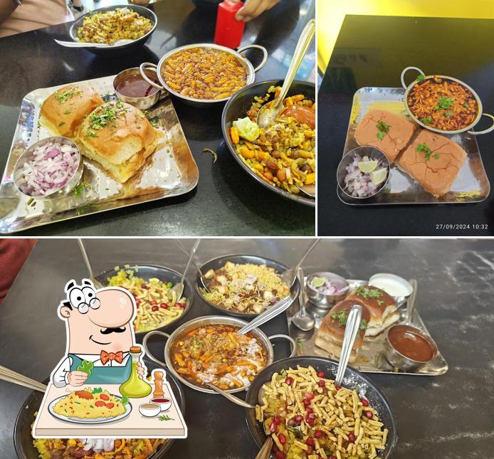 Meals at Pohewala