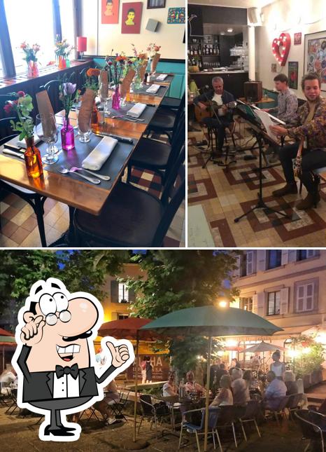 Gli interni di Café du Tessin