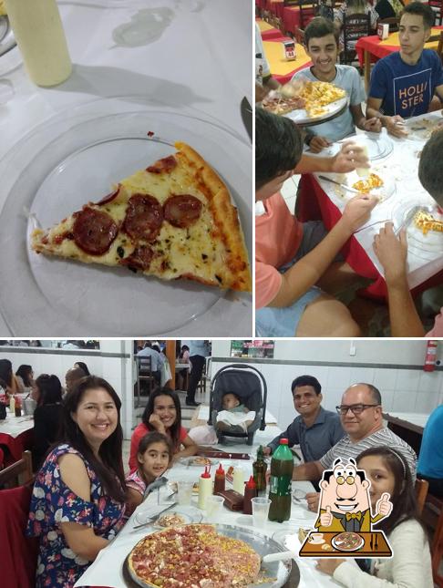 Peça pizza no Fabre Pizzaria