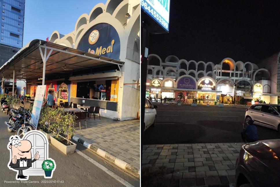 The exterior of Feel the meal