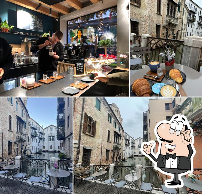 Gli interni di Taste Coffee & More