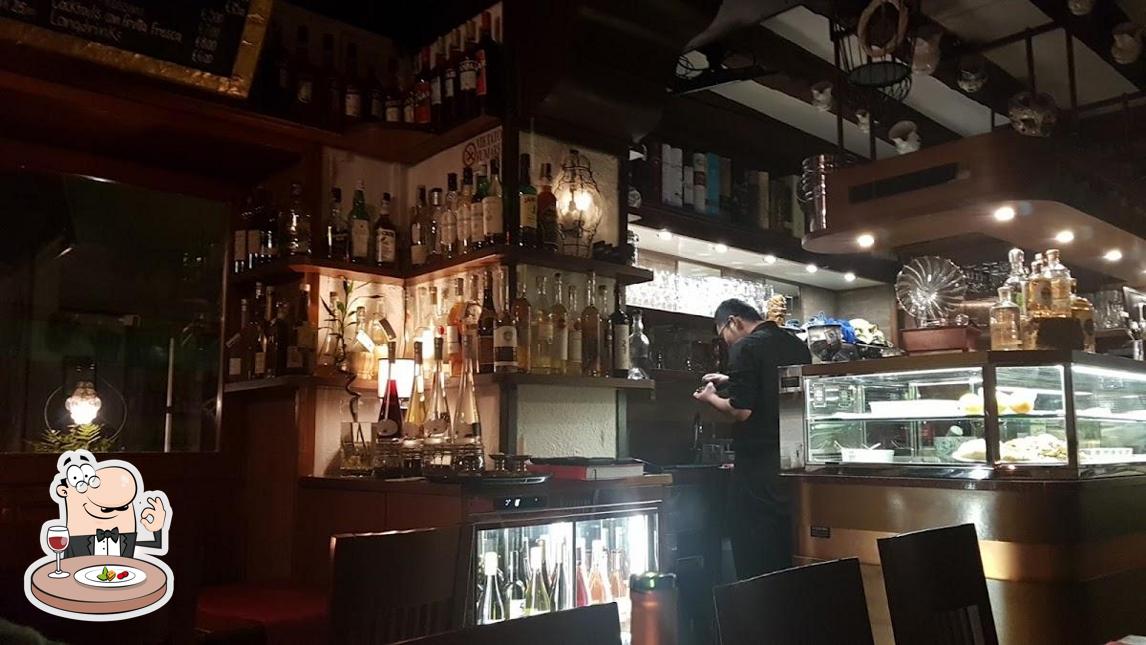 Cibo al Ristorante Bacarandino ai Corazzieri