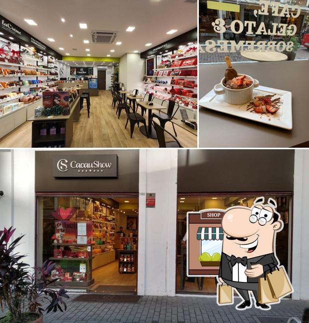 Entre diversos coisas, exterior e interior podem ser encontrados no Cacau Show