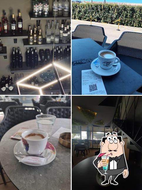 Caffe Bar De Facto