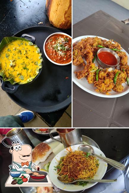 Chicken curry at Hotel Himalaya Inn