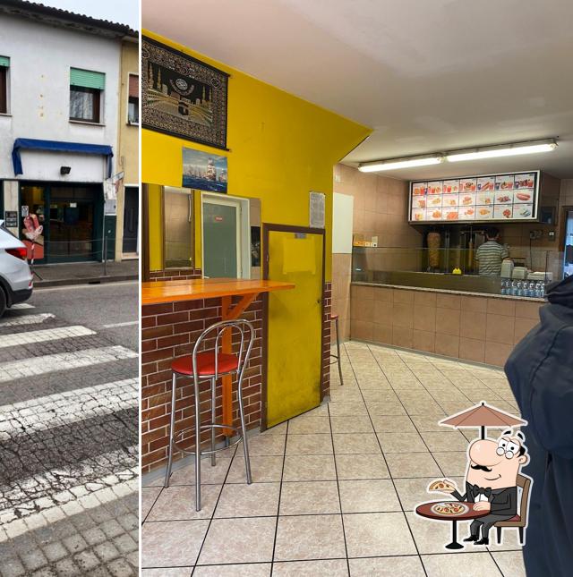 Gli esterni di Saim Pizza Kebab