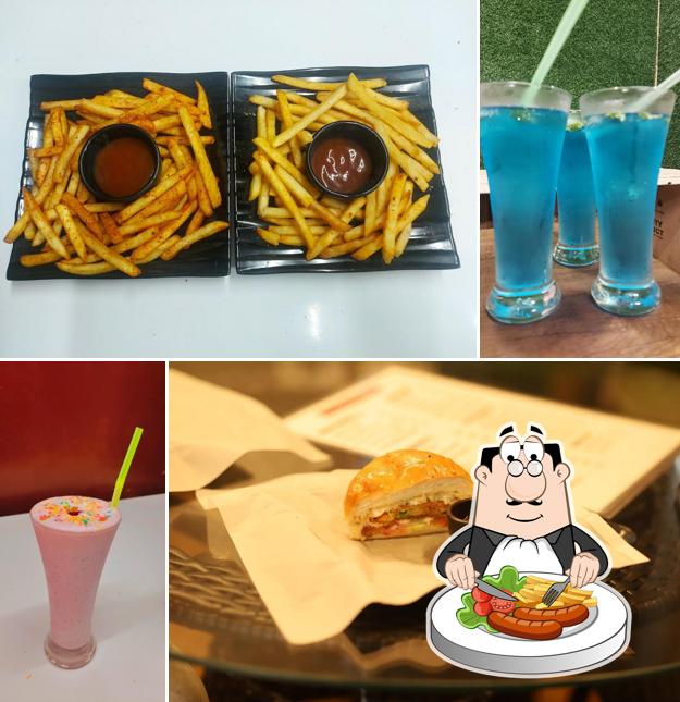 Food at CAFE LIFELINE