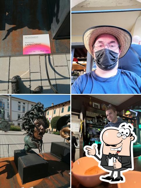 Ecco un'immagine di bar da Laura