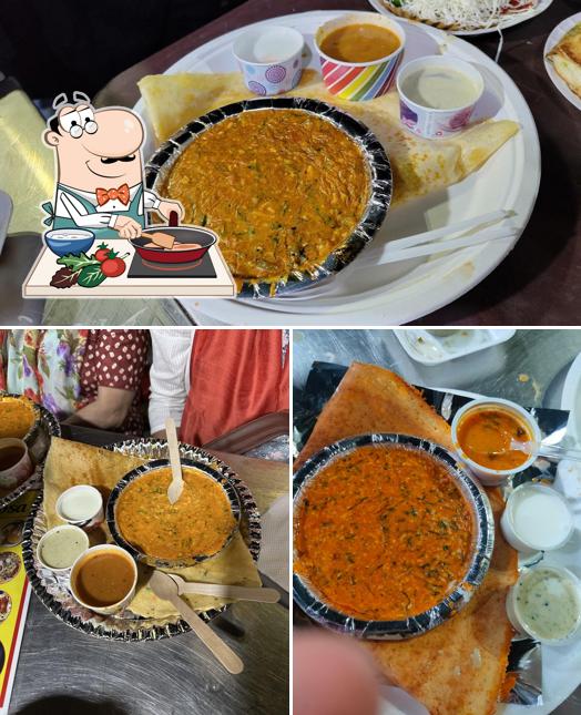Chicken curry at Balan Dosa Manek Chowk