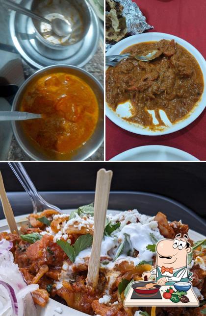 Chicken curry at Divanshu Soya Chaap