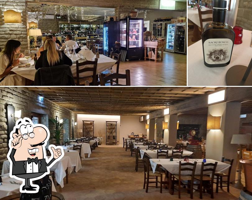 Tra le diverse cose da La Locanda del Mostro si possono trovare la interni e bevanda