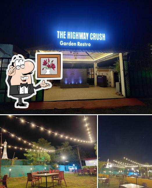 The Highway Crush - " Your pit stop for good food ".