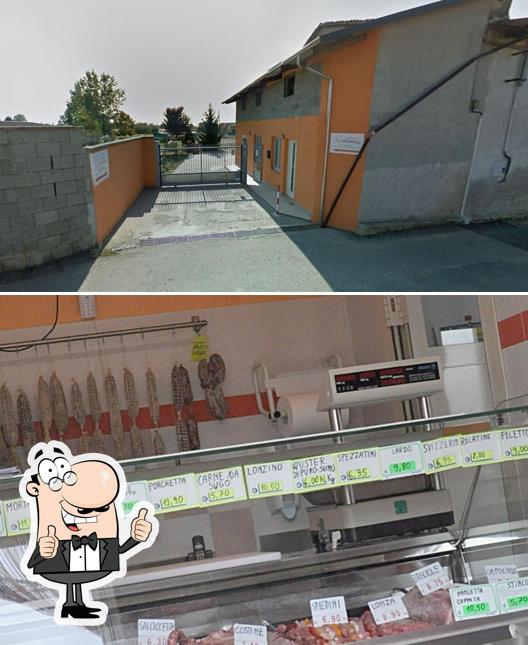 Guarda questa foto di Agrisalumeria San Giovanni