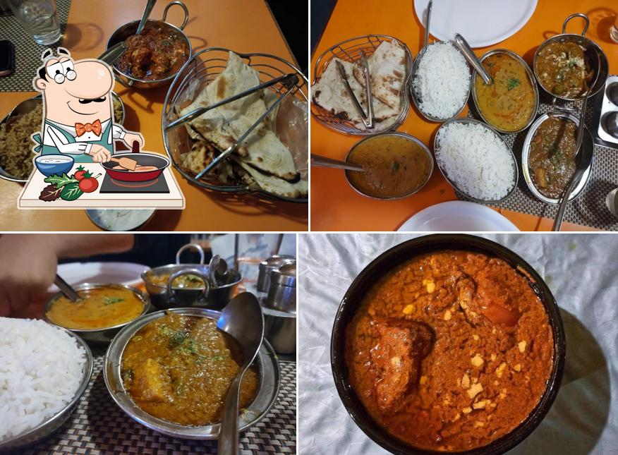 Chicken curry at Barabati Restaurant