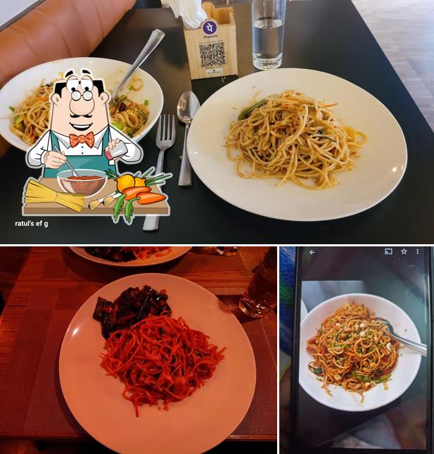 Spaghetti bolognese at The Flaming Bowl