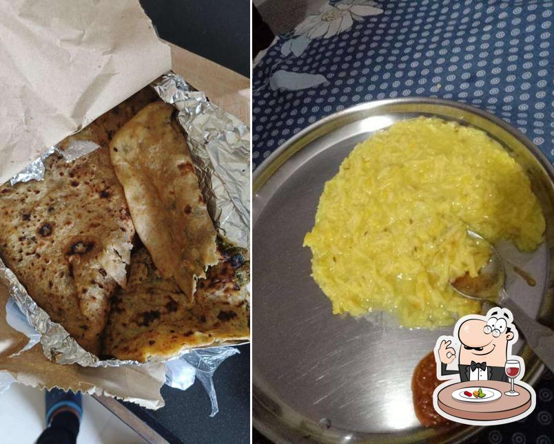 Food at Paratha Kitchan