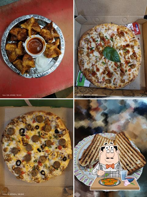 Chicken wings at PizZa Wave