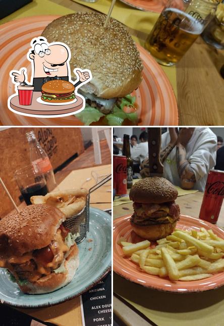 Prenditi un hamburger a Alex Burger Firenze