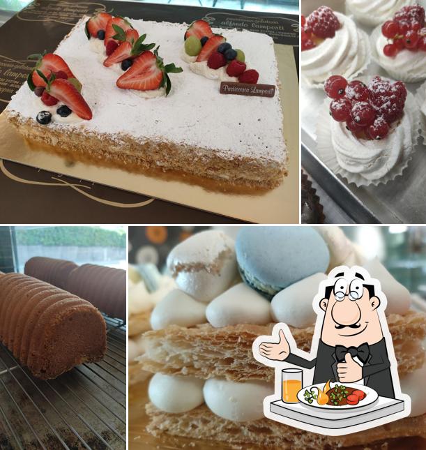 Cibo al Pasticceria lamperti Buguggiate