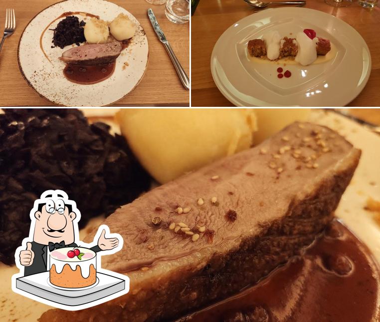 Gâteaux aux carottes à Gondel Restaurant & Bar im Georgspalast