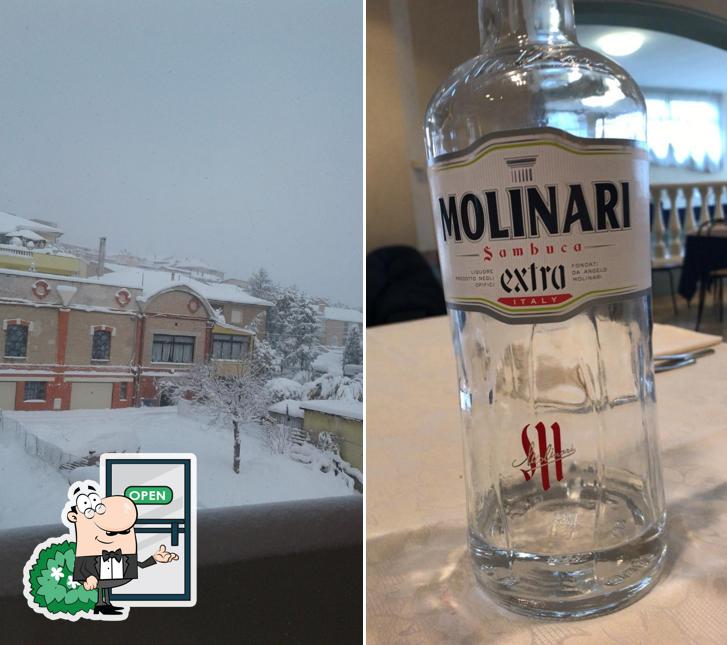 Guarda gli esterni di Ristorante Passero Solitario