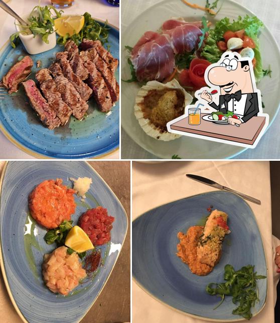 Cibo al Trattoria Onda Blu Specialità Paella