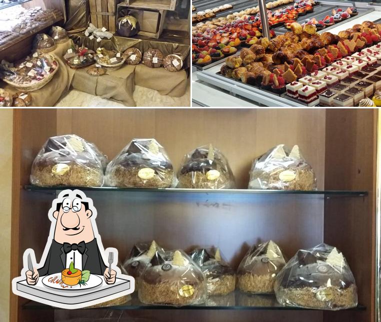 Platti al Pasticceria L'artigiana