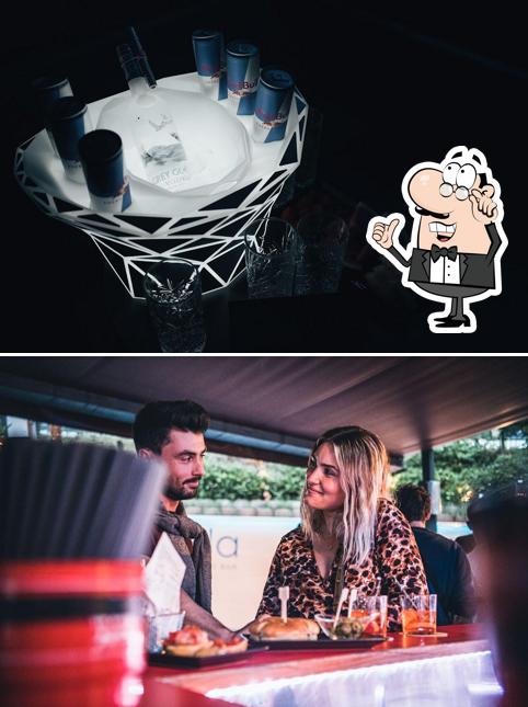 Gli interni di Baila Club & Lounge Bar