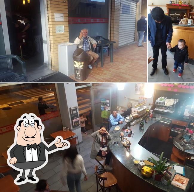 Dai un'occhiata agli interni di Bar Moderno