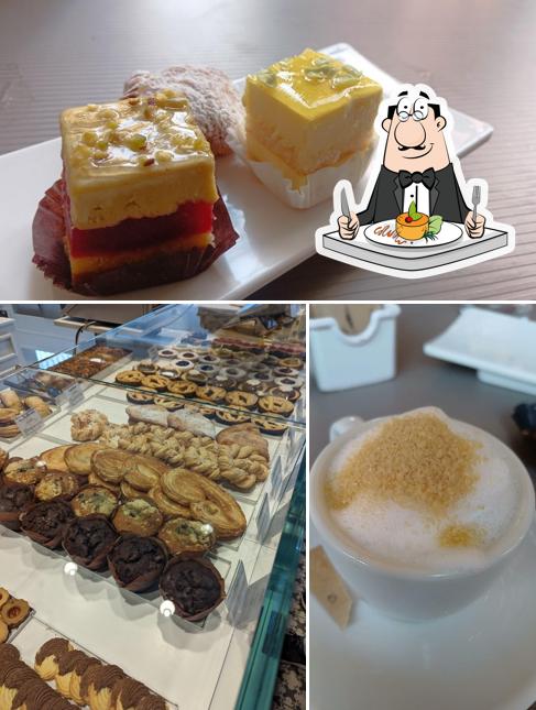 Platti al La Pâtisserie Pasticceria Ostia