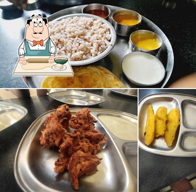 Samosa at Hotel shree Harsha
