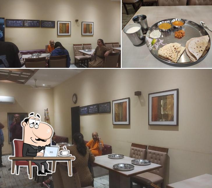 Check out how Jay Swadisht Gujarati thali looks inside