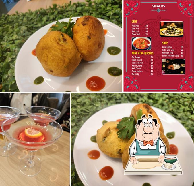 Samosa at Bansiwala : PURE VEG RESTAURANT