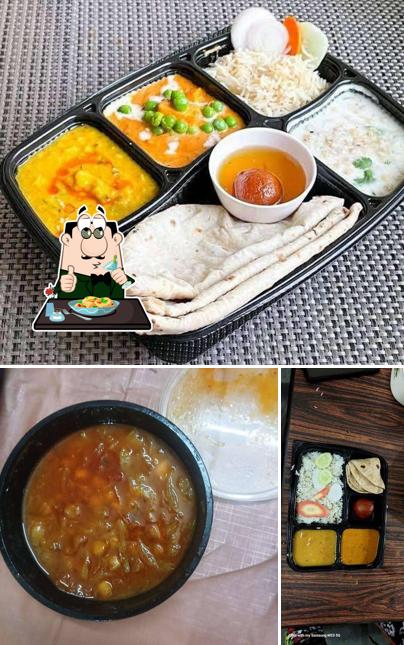 Food at Divya Rasoi