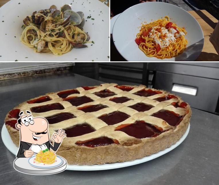 Spaghetti alla carbonara al Bagni Medusa