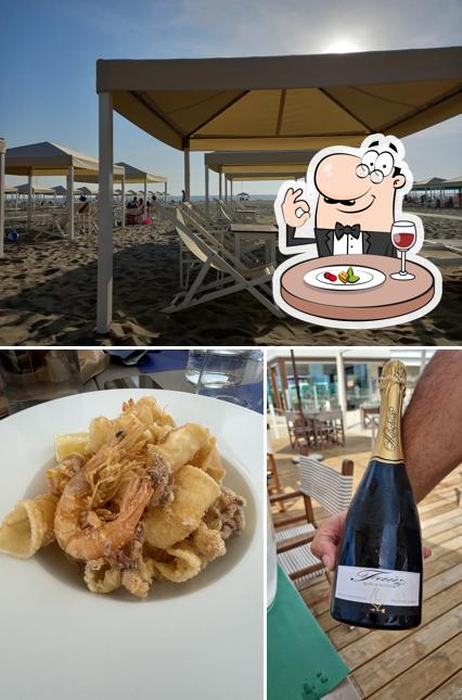 La immagine di cibo e interni da Bagno Il Pescatore