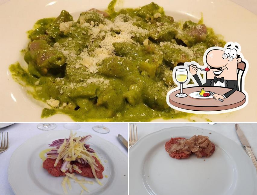 Platti al Trattoria Arvigo