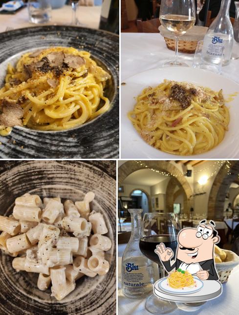 Spaghetti alla carbonara al Trattoria Santucci