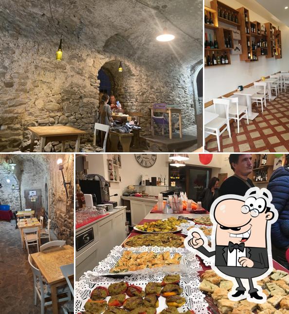 Siediti a un tavolo di Il Tagliere